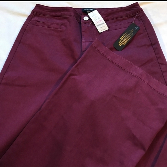 BEBE Clean Sateen Flare Maroon Trousers Women's Size 29 NEW - Picture 3 of 9
